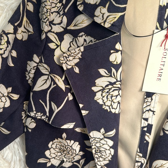 Solitaire navy, cream, and gold jacket size S - Picture 4 of 8